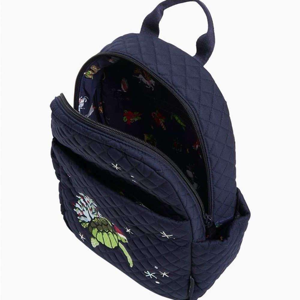 🆕Vera Bradley Cotton Quilted Small Backpack Bag Holiday “Santa Turtle” Navy - Picture 4 of 6